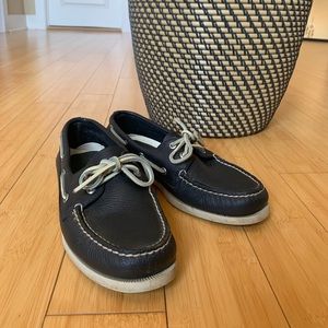 Sperry top sides boat shoes